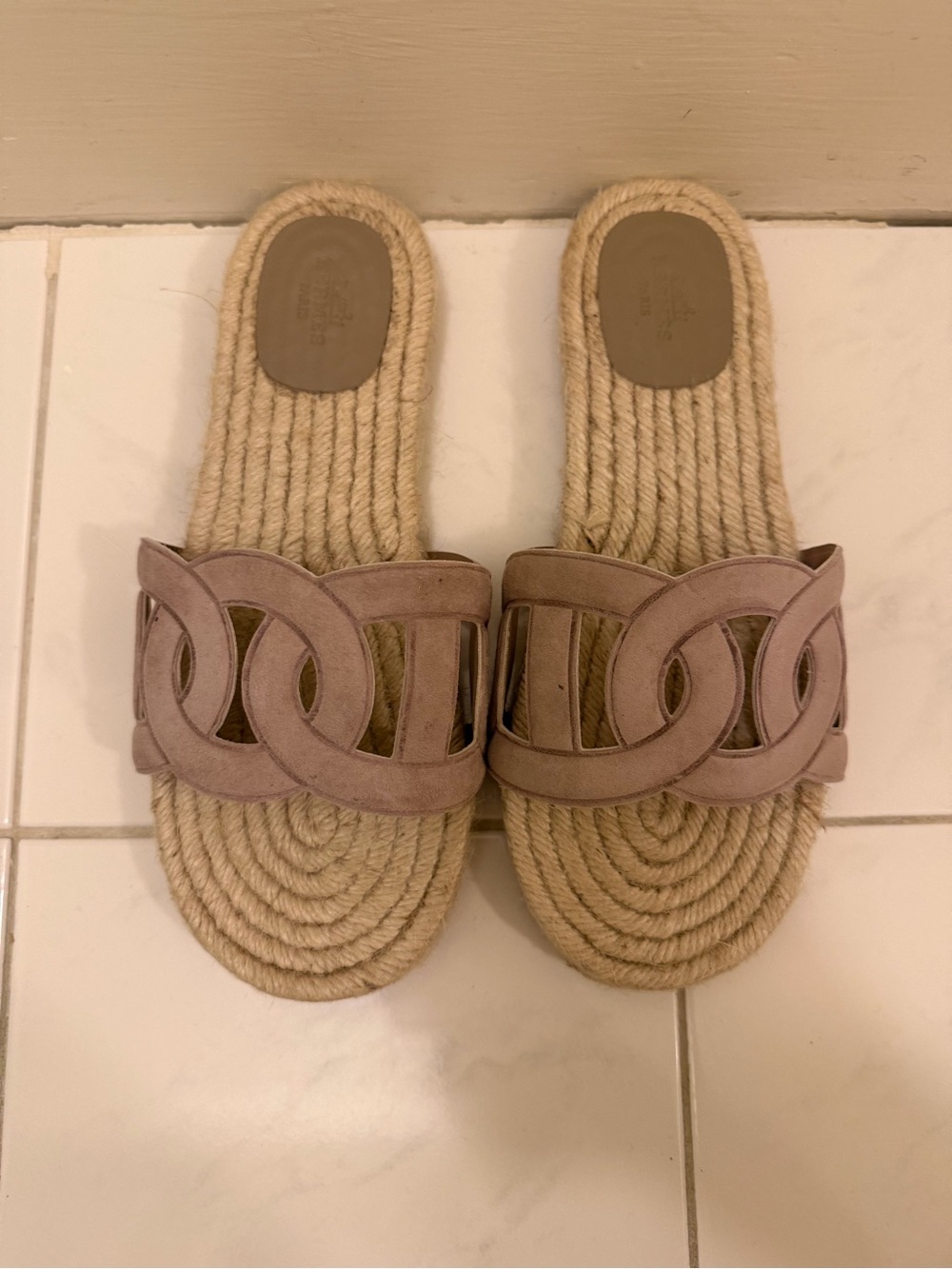 Women's Hermes Suede Link-Top Slide Sandals in Dusty Pink